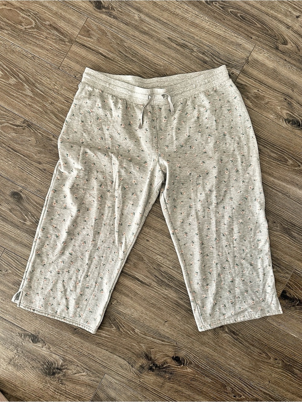 bp Light Gray Capri Sweatpants with Pink Floral Dots